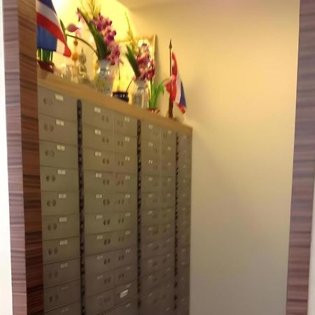 Honey Lodge Pattaya Exterior foto